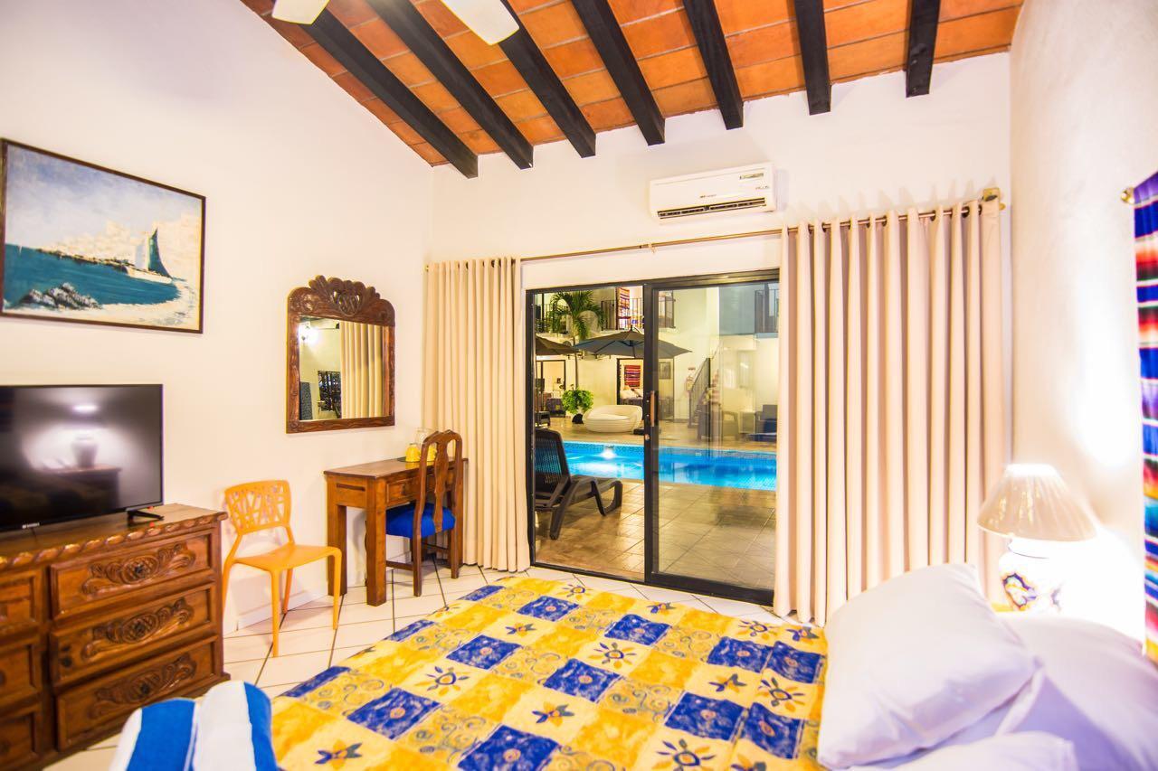 Vallarta Sun (Adults Only) Пуэрто-Вальярта Экстерьер фото